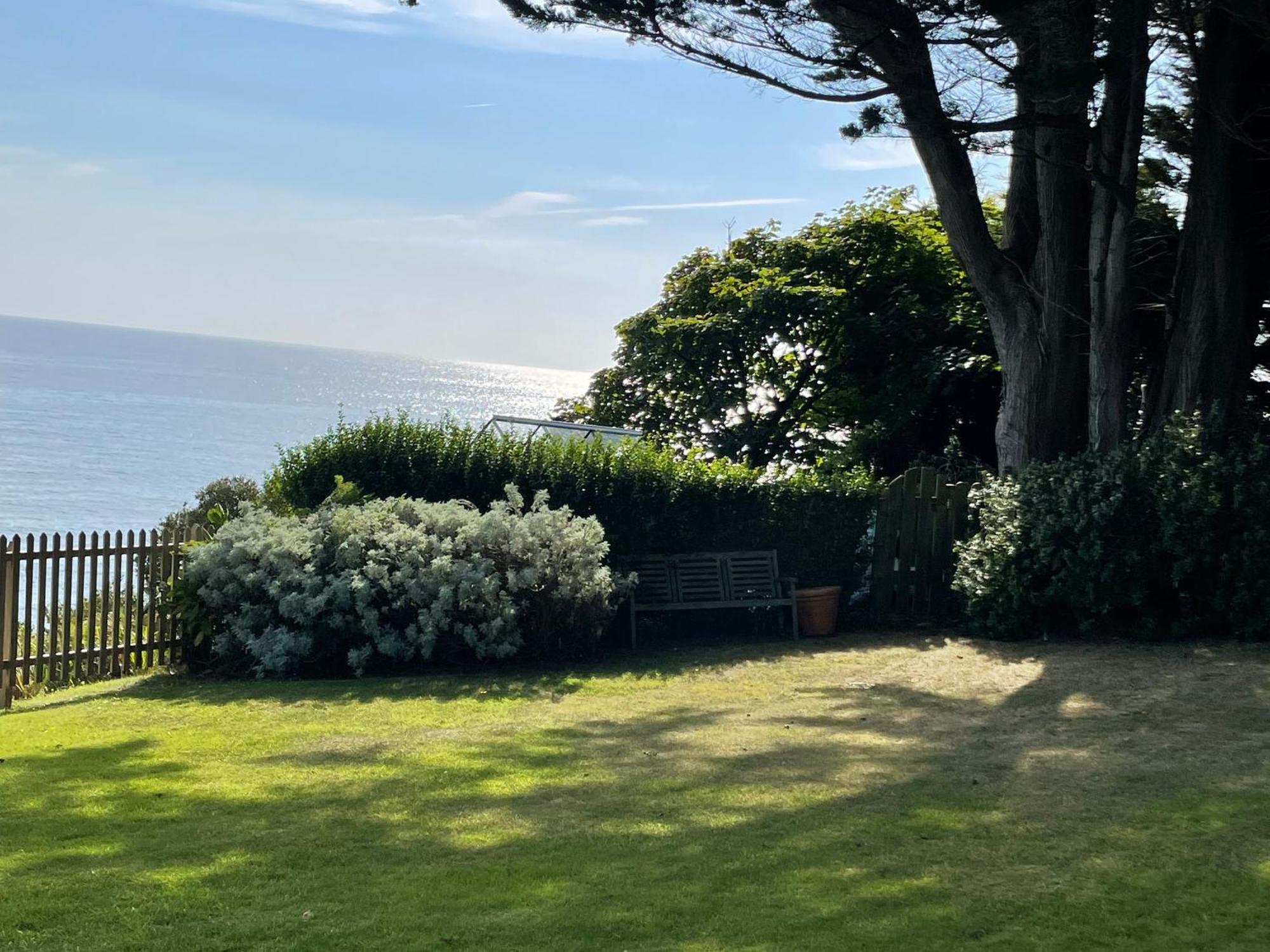 Rocklea Seaside Cottage 纽卡斯尔 外观 照片